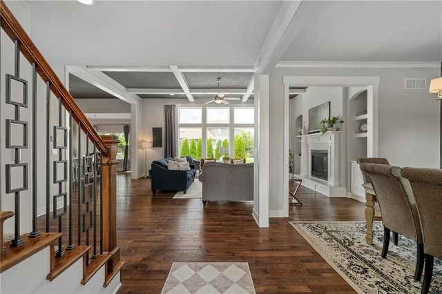 15854 W 165th Terrace, Olathe, KS 66062