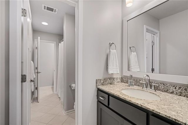 15854 W 165th Terrace, Olathe, KS 66062