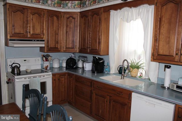 375 W PHILADELPHIA AVE, Boyertown, PA 19512