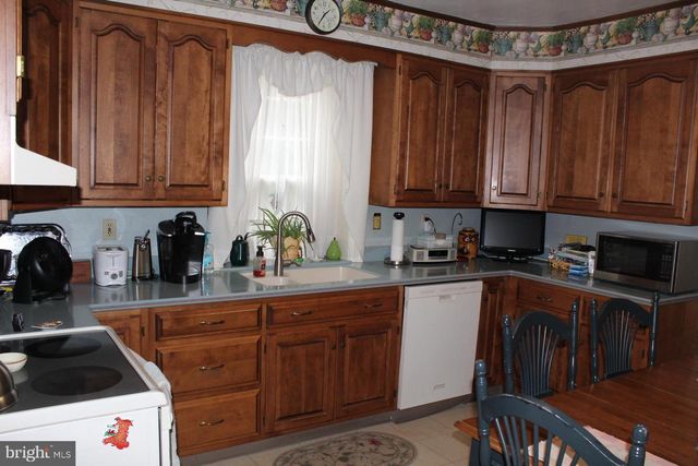 375 W PHILADELPHIA AVE, Boyertown, PA 19512