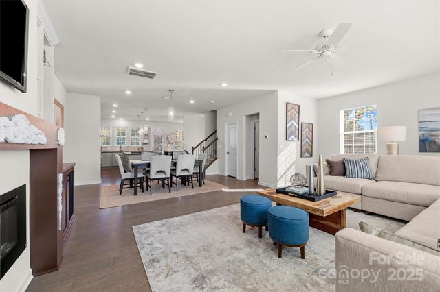 15008 Holly Run Lane, Charlotte, NC 28277