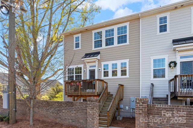 15008 Holly Run Lane, Charlotte, NC 28277