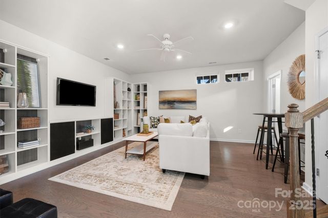 15008 Holly Run Lane, Charlotte, NC 28277