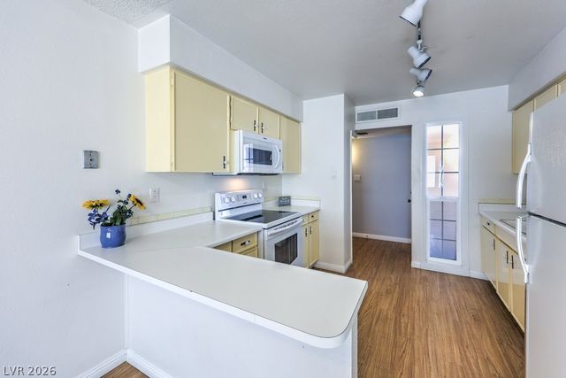 5708 Eugene Avenue, Las Vegas, NV 89108