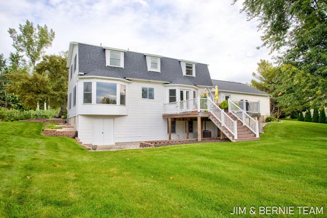 310 W 48th Street, Holland, MI 49423