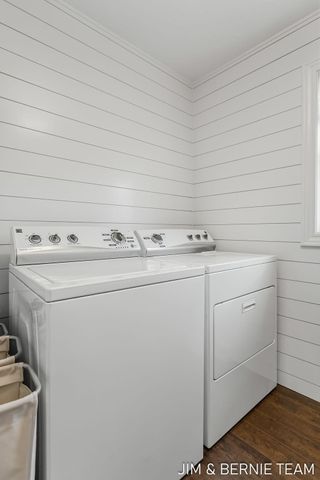310 W 48th Street, Holland, MI 49423