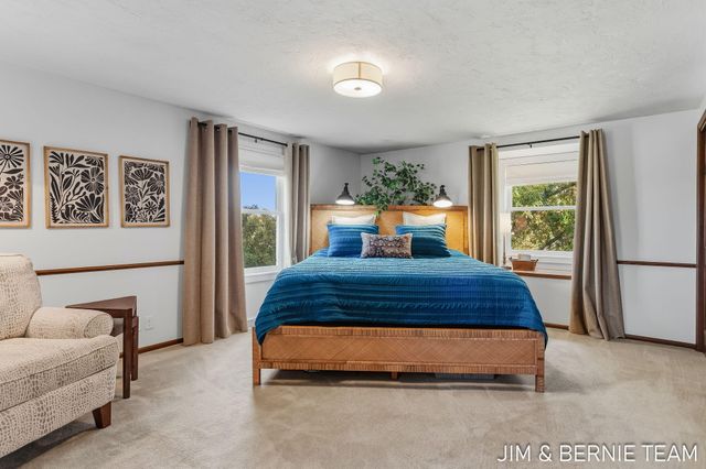 310 W 48th Street, Holland, MI 49423