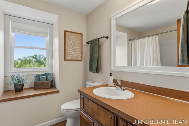 310 W 48th Street, Holland, MI 49423