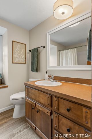 310 W 48th Street, Holland, MI 49423