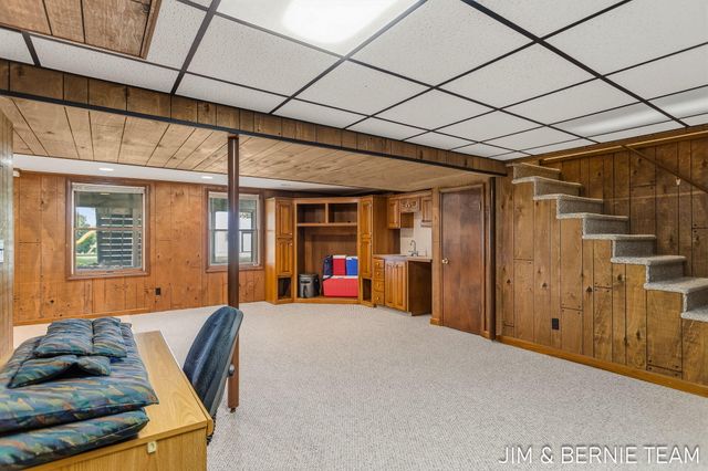 310 W 48th Street, Holland, MI 49423