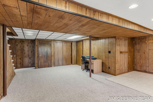 310 W 48th Street, Holland, MI 49423