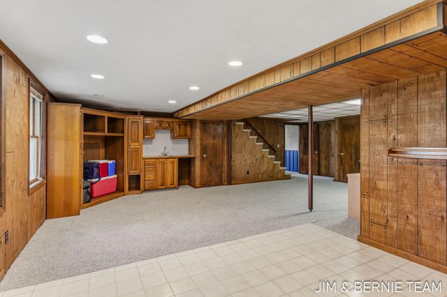 310 W 48th Street, Holland, MI 49423