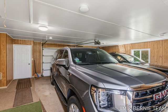 310 W 48th Street, Holland, MI 49423