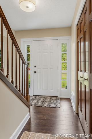 310 W 48th Street, Holland, MI 49423