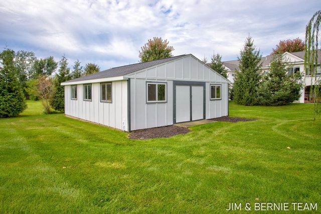 310 W 48th Street, Holland, MI 49423