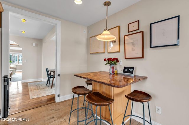 19 Maplewood Avenue, Rumson, NJ 07760