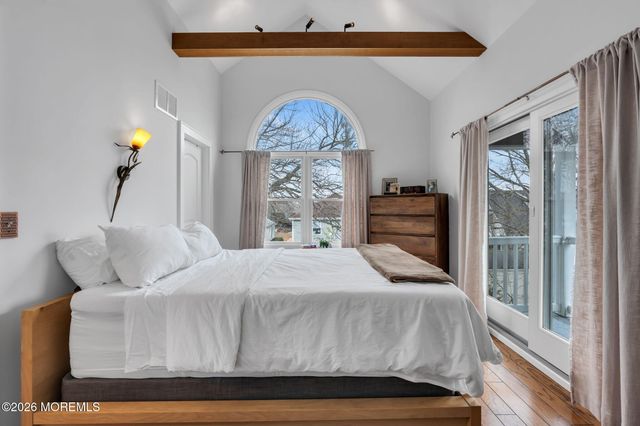 19 Maplewood Avenue, Rumson, NJ 07760