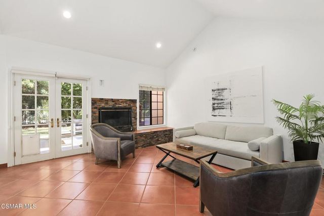 754 Cedar Point Place, Westlake Village, CA 91362