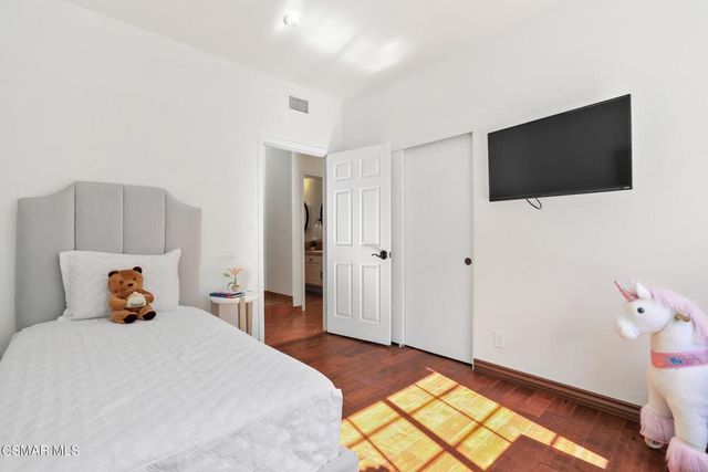 754 Cedar Point Place, Westlake Village, CA 91362