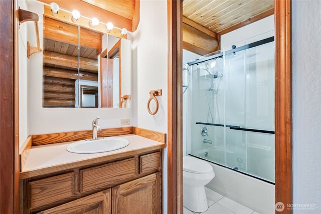 6946 Willow Grove Road, Longview, WA 98632