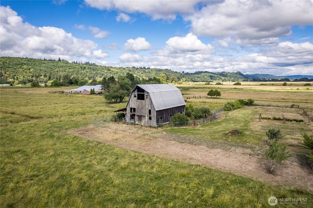 6946 Willow Grove Road, Longview, WA 98632