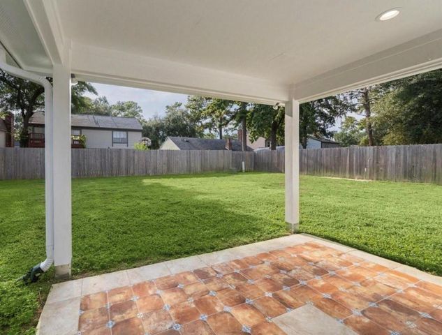 23103 Berry Pine Drive, Spring, TX 77373