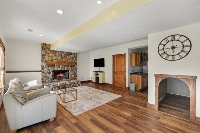 8550 Fowler Court NE, Rockford, MI 49341