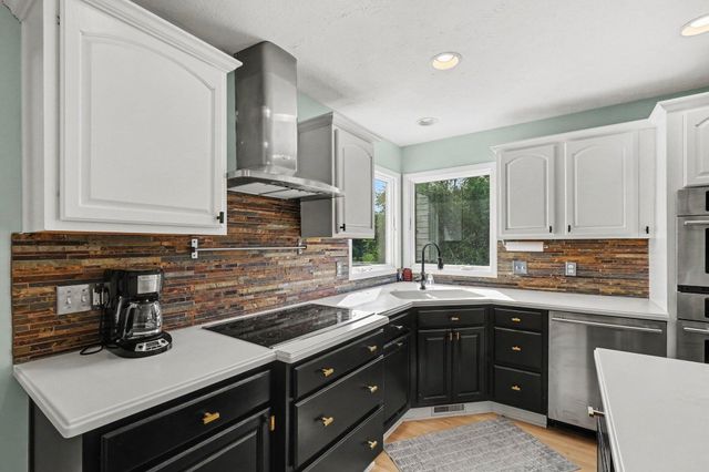 8550 Fowler Court NE, Rockford, MI 49341