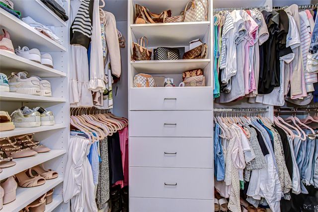 11724 WROUGHT PINE LOOP, Riverview, FL 33569