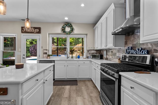 1105 Regiment Drive NW, Acworth, GA 30101