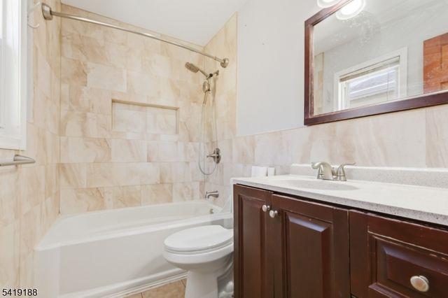 88 Columbus Ave, Belleville Twp., NJ 07109