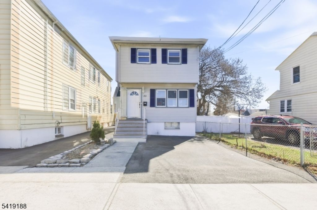 88 Columbus Ave, Belleville Twp., NJ 07109