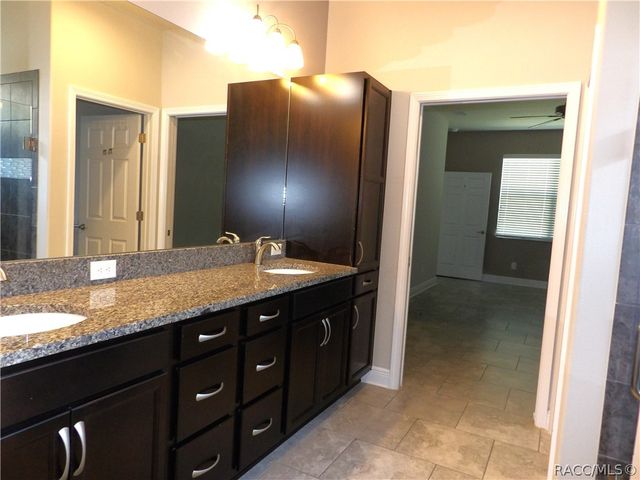 1597 W Caroline Path, Lecanto, FL 34461