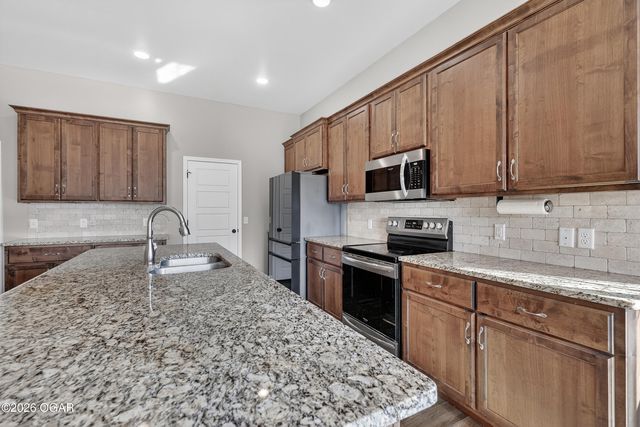 2140 Mia Faith Place, Joplin, MO 64804