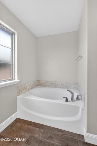 2140 Mia Faith Place, Joplin, MO 64804