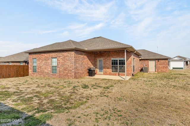 2140 Mia Faith Place, Joplin, MO 64804