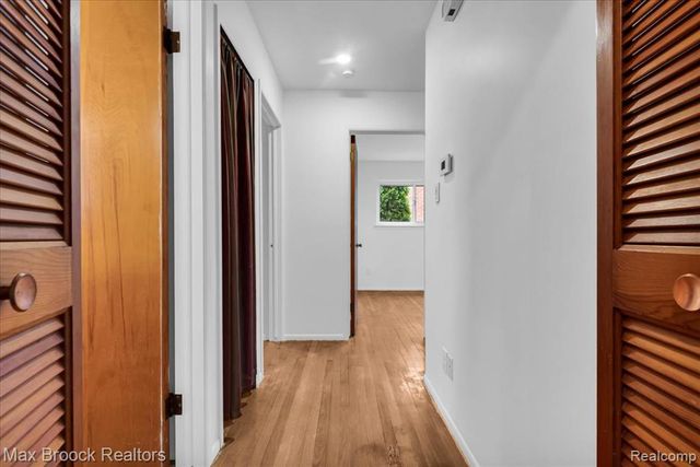 15447 Rudland Street, Roseville, MI 48066