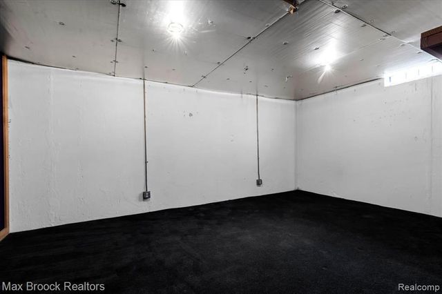 15447 Rudland Street, Roseville, MI 48066