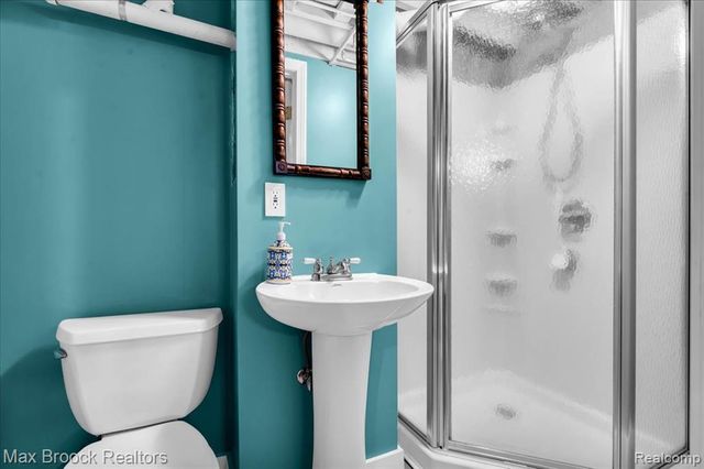 15447 Rudland Street, Roseville, MI 48066