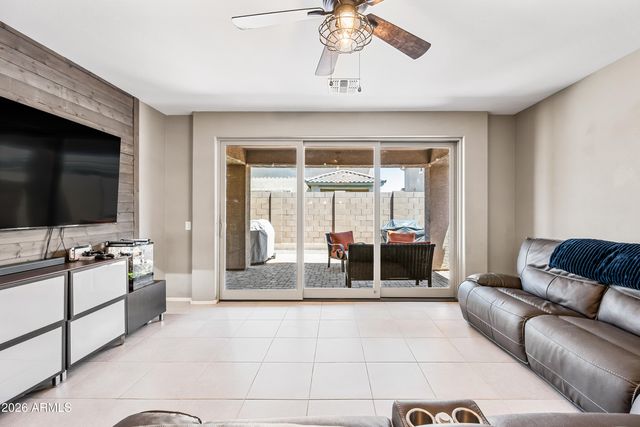 12118 W HIDE Trail, Peoria, AZ 85383