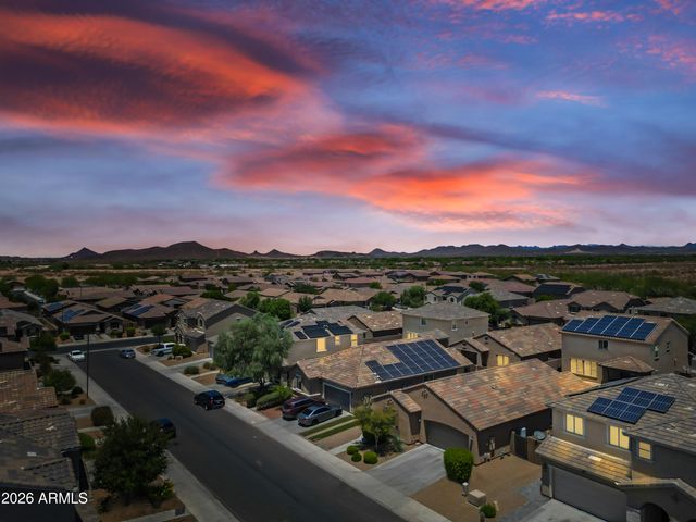 12118 W HIDE Trail, Peoria, AZ 85383