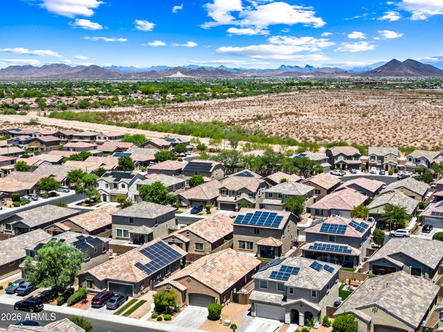 12118 W HIDE Trail, Peoria, AZ 85383