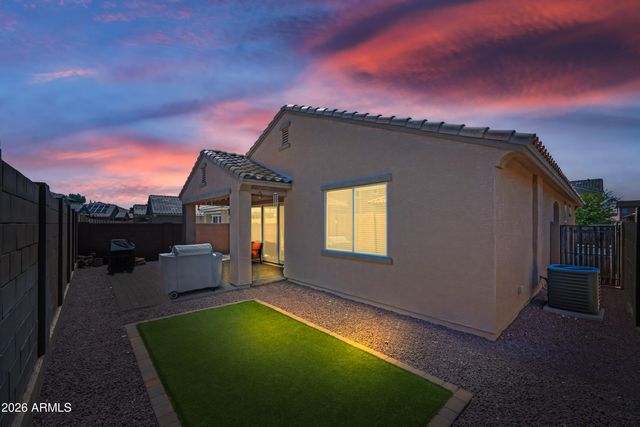 12118 W HIDE Trail, Peoria, AZ 85383