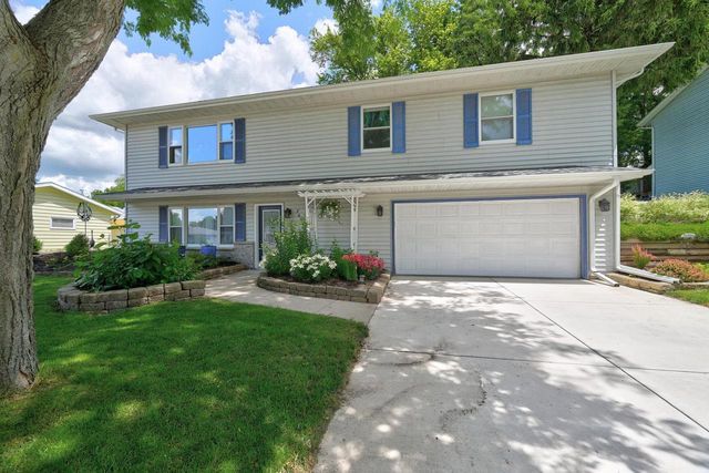 760 Scott Street, Oregon, WI 53575