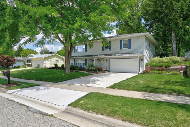 760 Scott Street, Oregon, WI 53575