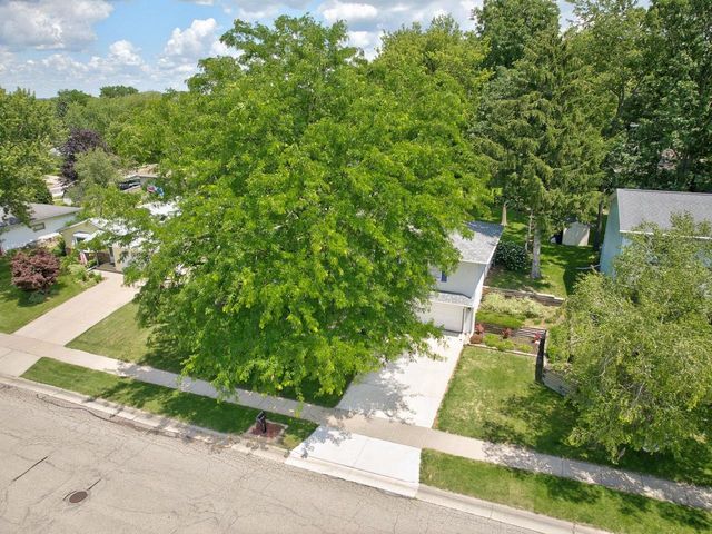 760 Scott Street, Oregon, WI 53575