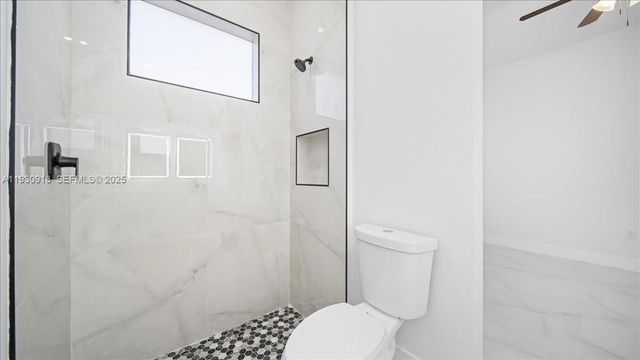 1125 DUTCHESS ST E, Lehigh Acres, FL 33974