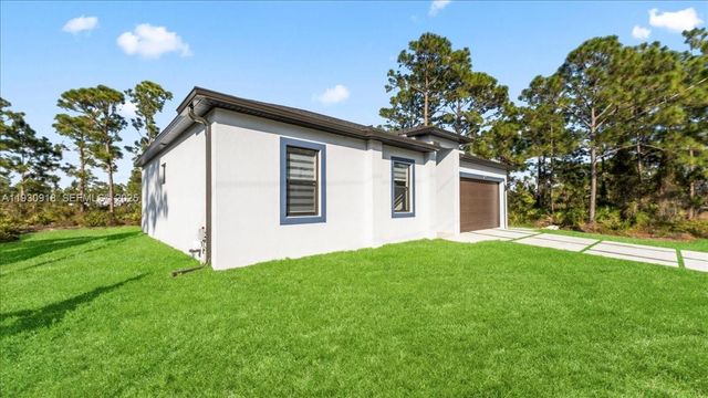 1125 DUTCHESS ST E, Lehigh Acres, FL 33974