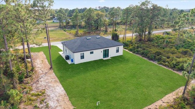 1125 DUTCHESS ST E, Lehigh Acres, FL 33974