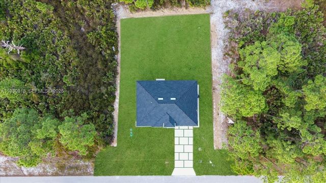 1125 DUTCHESS ST E, Lehigh Acres, FL 33974